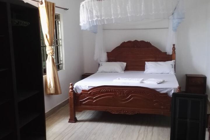 Room 3 of 14