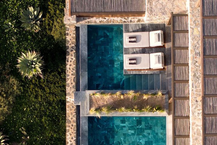Pool 131 of 241