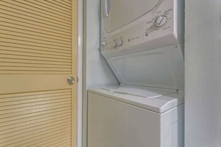 Laundry 154 of 360