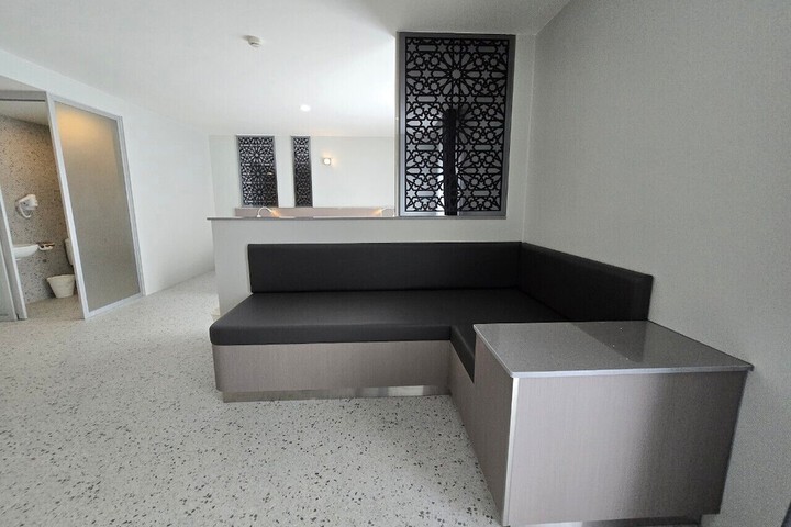Room 41 of 85