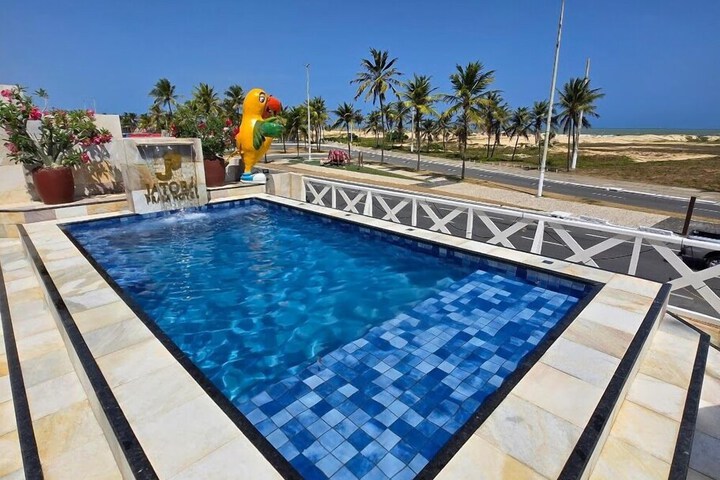Pools & Facilities