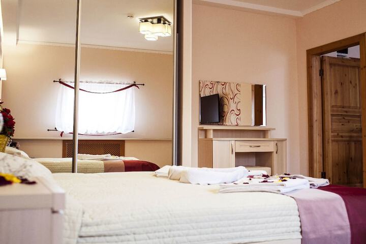 Room 25 of 61