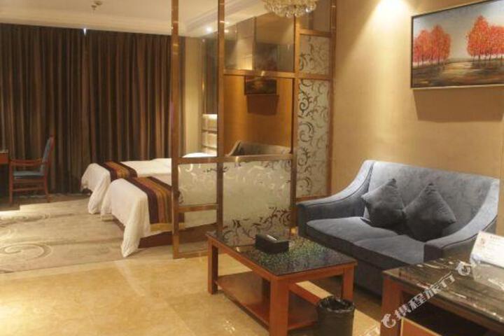 Boying Business Hotel