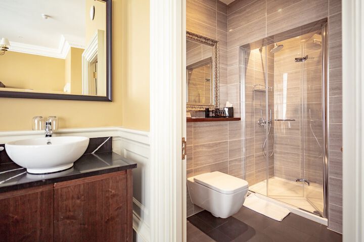 Bathroom Interior Photo