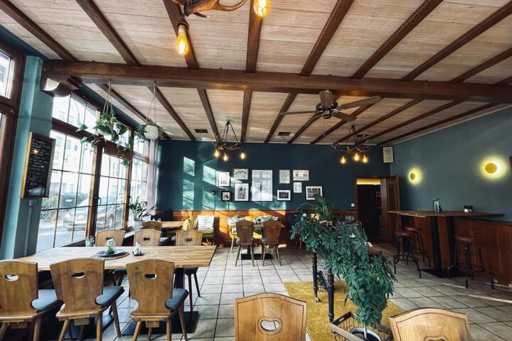 Hotel & Weinhaus Zum Schwarzen Bären