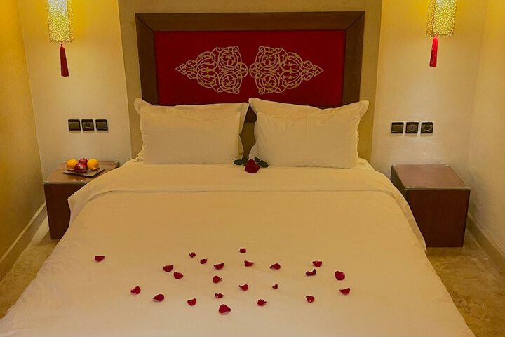 Room 15 of 53