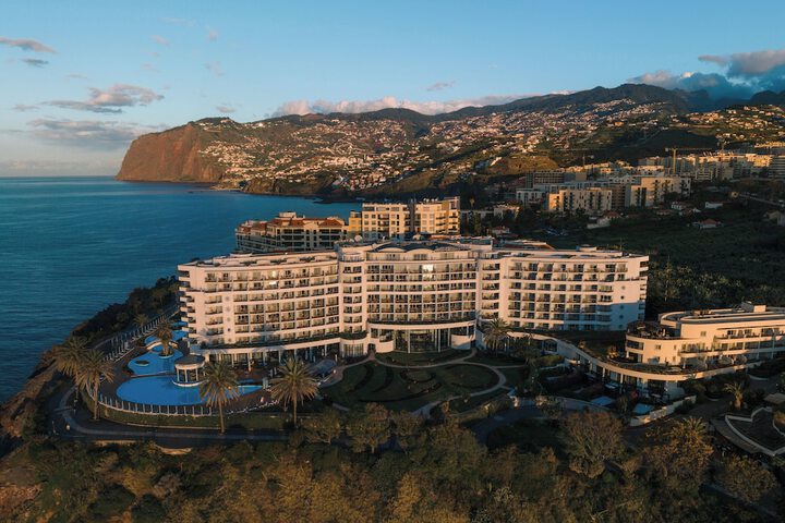 Hotel 383 of 411
