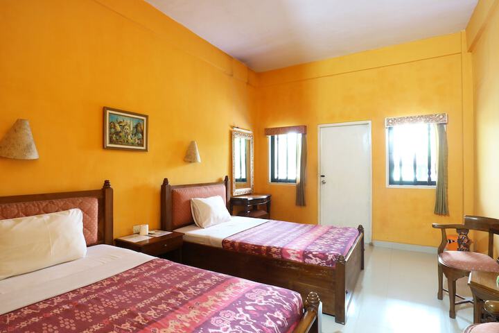Room 18 of 32
