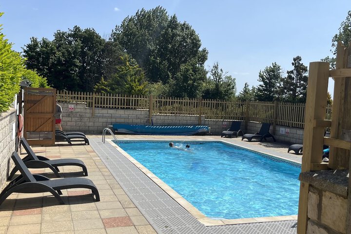 Pool 16 of 36