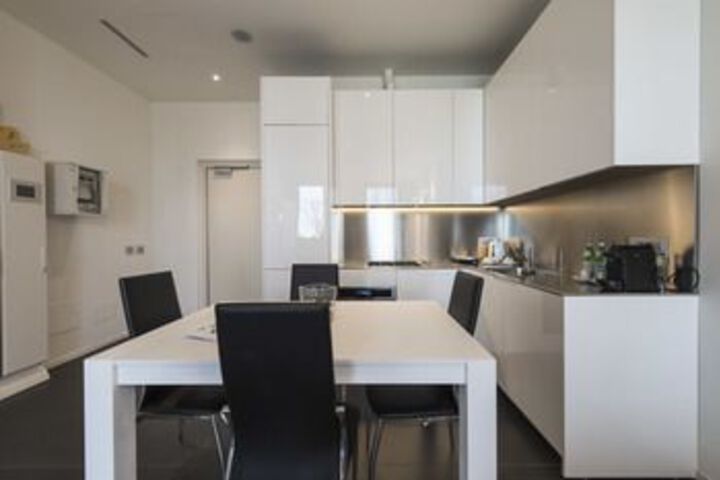 Room 15 of 23