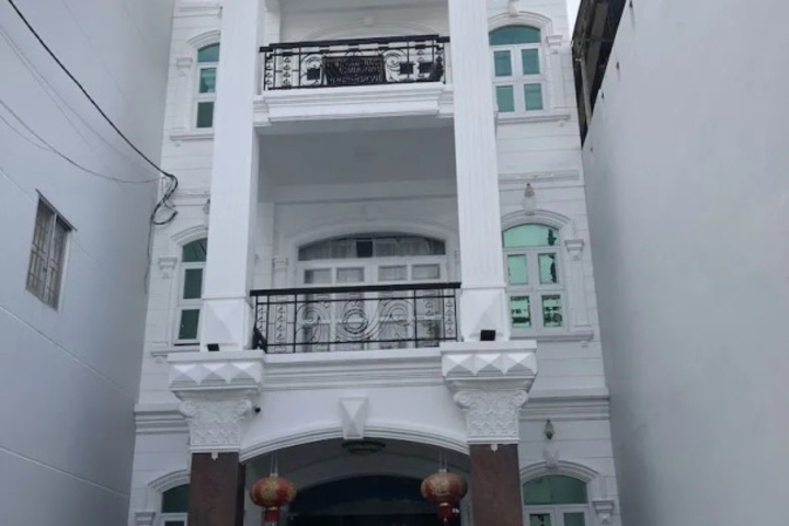 Cam Ranh Hotel 1 by OYO Rooms