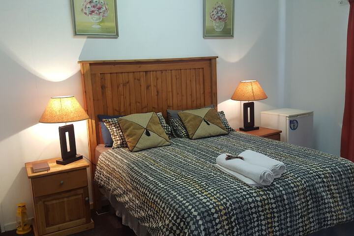 Room 4 of 24
