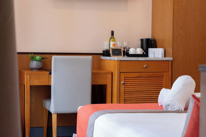Room 20 of 49