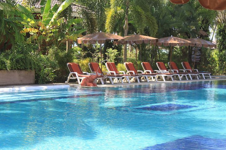 Pool 74 of 136