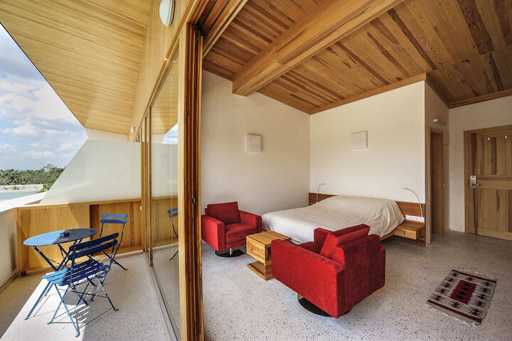 Room 5 of 54
