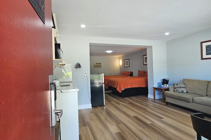 Room 16 of 69