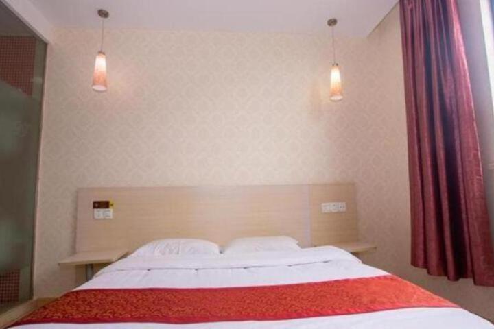 Thank Inn Plus Hotel Zhangjiagang Phoenix Town
