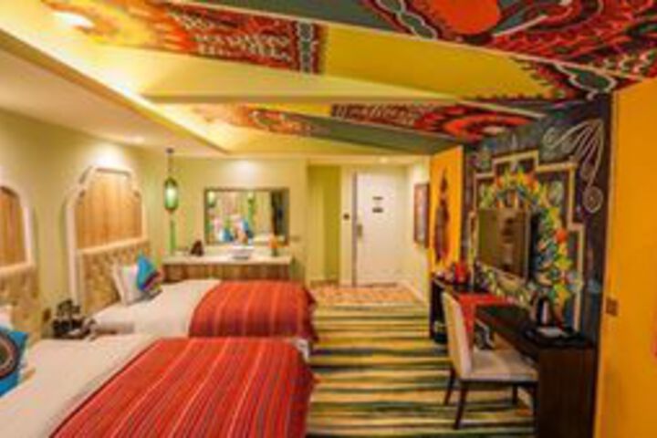 Room 8 of 20