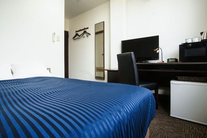 Room 4 of 21