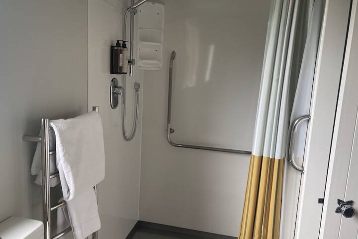 Room 69 of 81