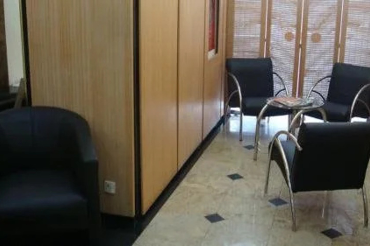 Room 15 of 28