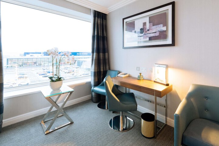 Room 42 of 144