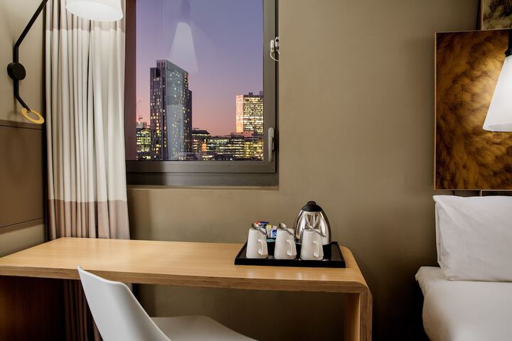 Room 3 of 57