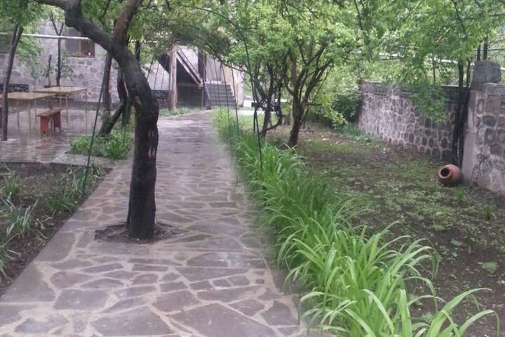 Hotel Exterior 16 of 19