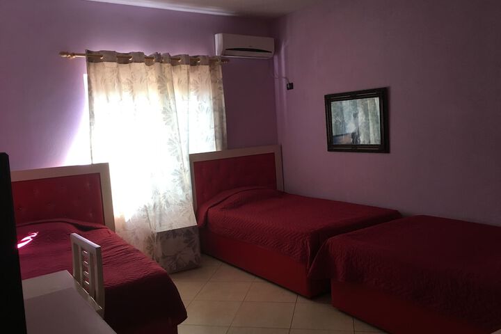 Room 30 of 34