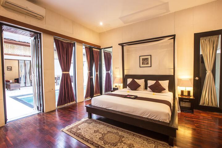 Room 21 of 52