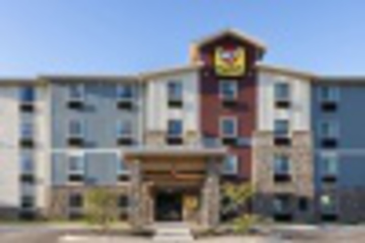 Hotel 33 of 142
