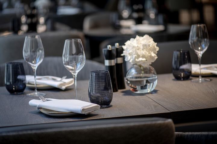 Dining 57 of 160