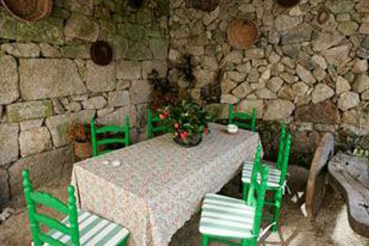 Dining 10 of 84