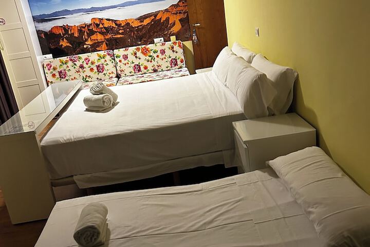 Room 38 of 108