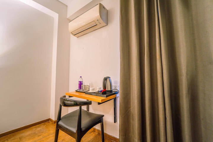 Room 18 of 34