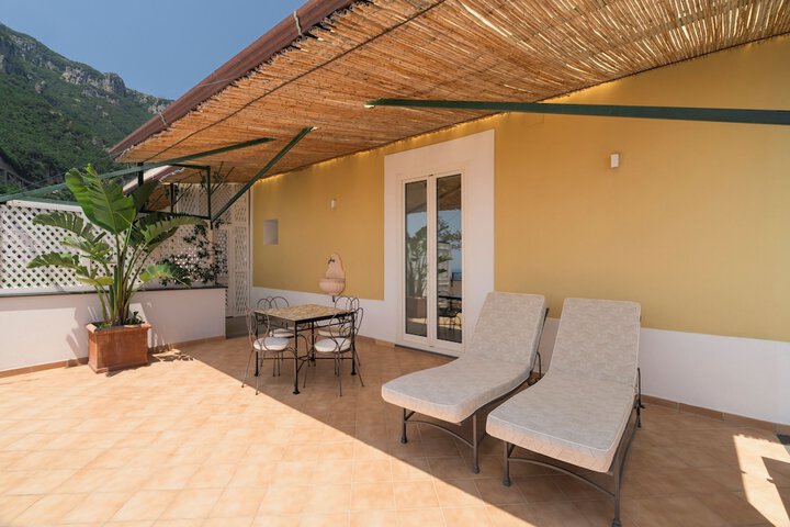 Terrace/Patio 105 of 241