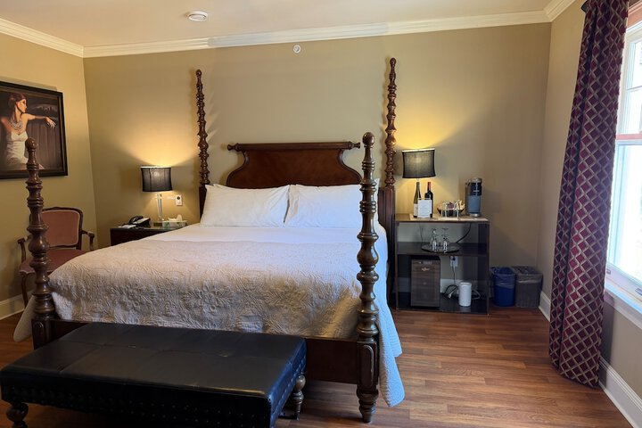 Room 7 of 46