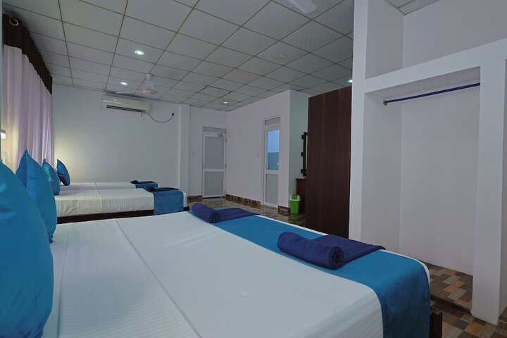 Room 16 of 35