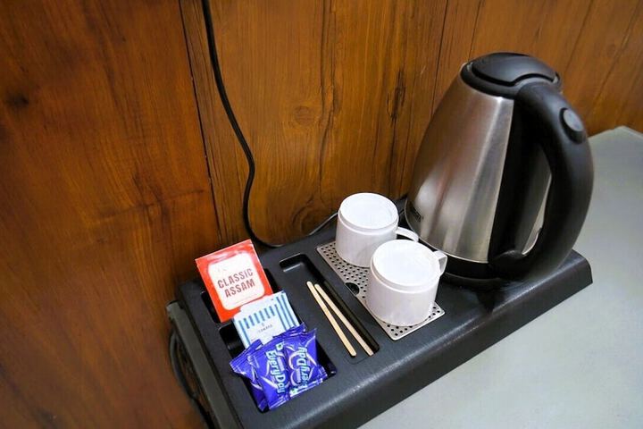 Breakfast/Coffee Service 32 of 79