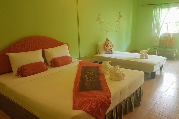 Room 5 of 40
