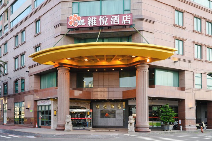 Hotel 70 of 75