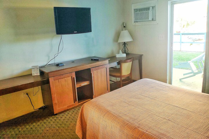 2 Double Beds (2 of 7)