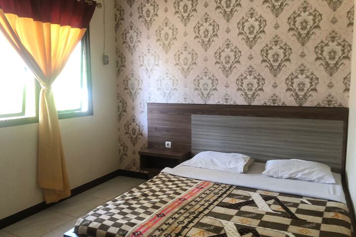 Room 2 of 21