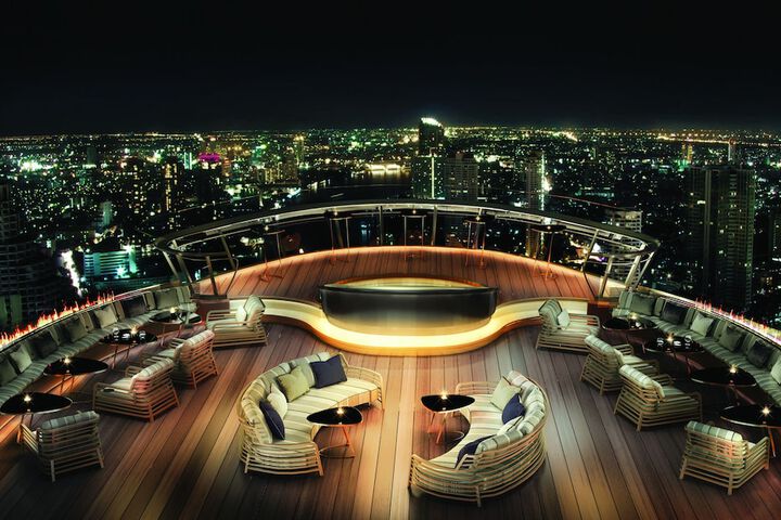 Lounge 148 of 220