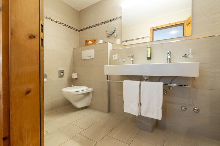 Room 40 of 75