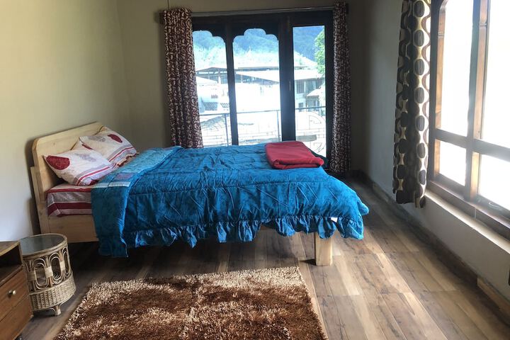 Room 5 of 26