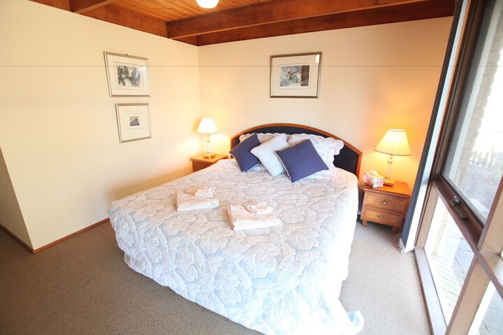 Room 3 of 21