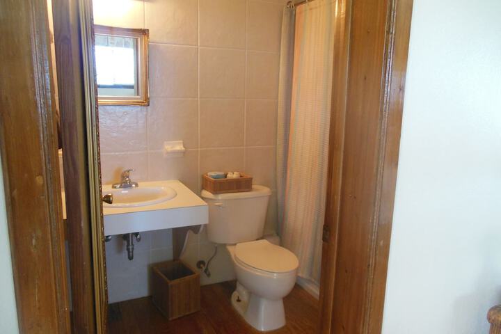Room 15 of 25