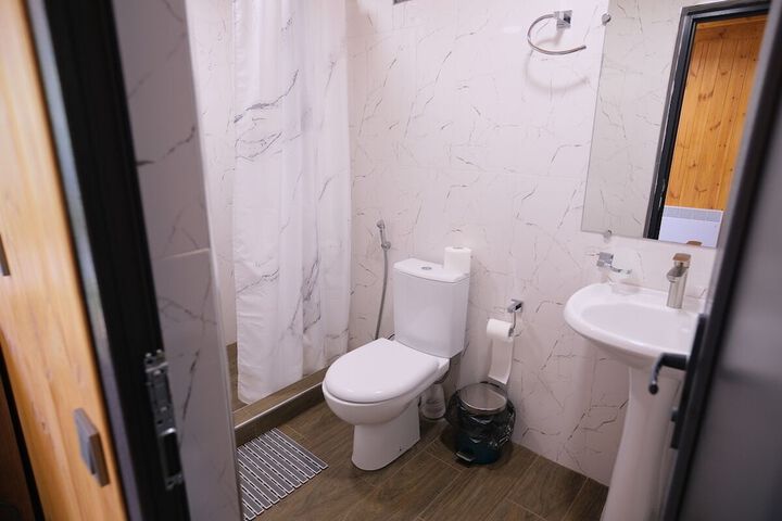 Room 78 of 94