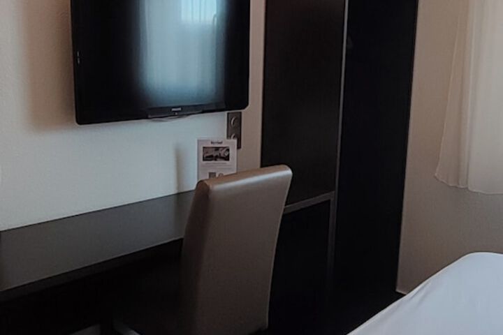 Room 12 of 58